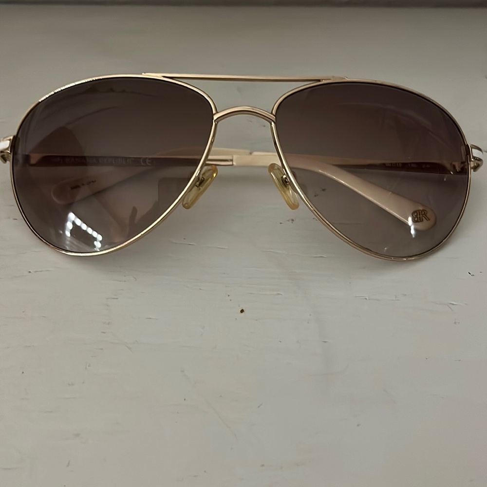Banana republic aviator sunglasses